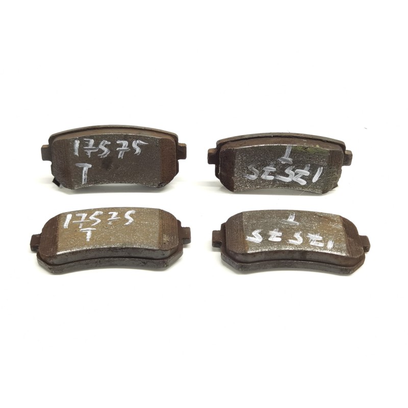 Recambio de pastillas de freno traseras para kia sportage concept 4x2 referencia OEM IAM Recambio de pastillas de freno traseras para kia sportage concept 4x2 referencia OEM IAM