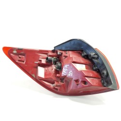 Recambio de piloto trasero derecho para kia sportage concept 4x2 referencia OEM IAM   