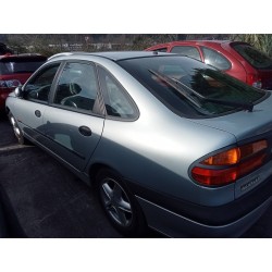 renault laguna (b56) del año 2001