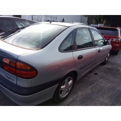 renault laguna (b56) del año 2001