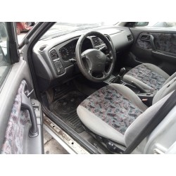 nissan primera berlina (p11) del año 1999