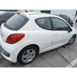 peugeot 207 del año 2009