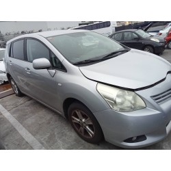 toyota verso del año 2010