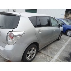 toyota verso del año 2010