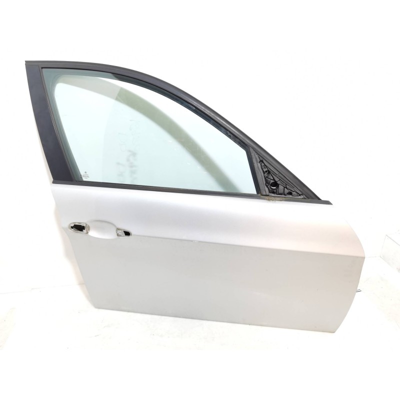 Recambio de puerta delantera derecha para bmw serie 3 berlina (e90) 320d referencia OEM IAM Recambio de puerta delantera derecha para bmw serie 3 berlina (e90) 320d referencia OEM IAM