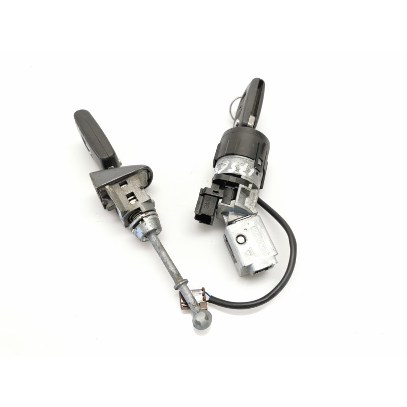 Recambio de antirrobo para peugeot 3008 active referencia OEM IAM 9663123380 Recambio de antirrobo para peugeot 3008 active referencia OEM IAM 9663123380