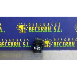 Recambio de mando elevalunas trasero izquierdo para kia carens 2.0 crdi ex monovolumen referencia OEM IAM   