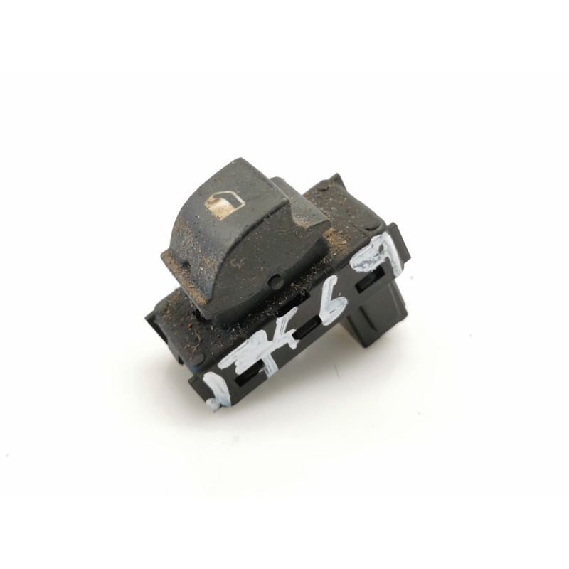 Recambio de mando elevalunas delantero derecho para peugeot 3008 active referencia OEM IAM Recambio de mando elevalunas delantero derecho para peugeot 3008 active referencia OEM IAM