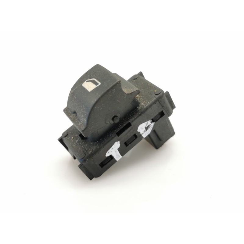 Recambio de mando elevalunas trasero derecho para peugeot 3008 active referencia OEM IAM Recambio de mando elevalunas trasero derecho para peugeot 3008 active referencia OEM IAM