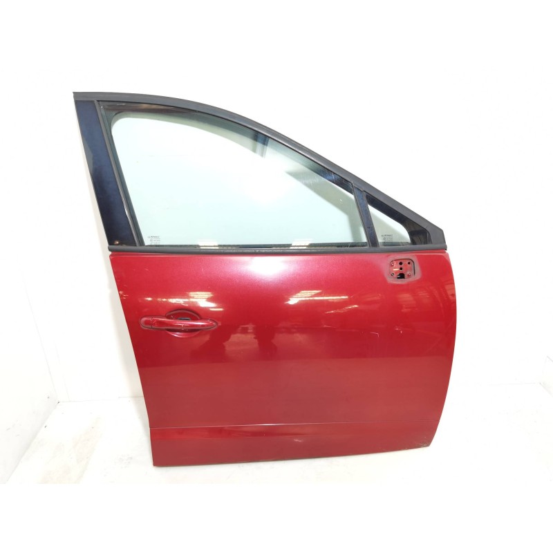 Recambio de puerta delantera derecha para renault scenic iii dynamique referencia OEM IAM   