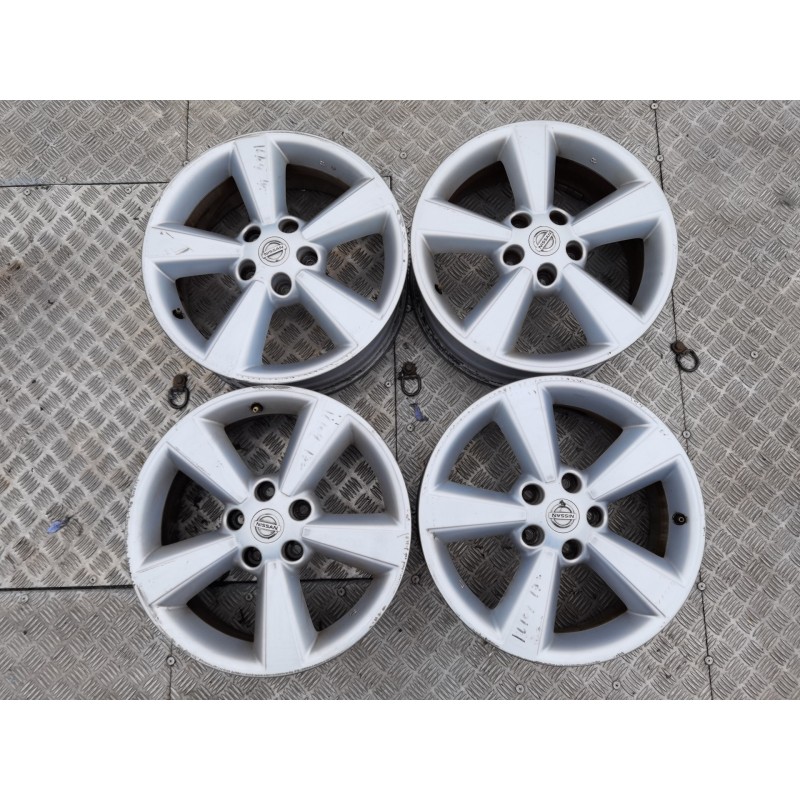 Recambio de juego llantas para nissan qashqai (j10) acenta 4x4 referencia OEM IAM Recambio de juego llantas para nissan qashqai (j10) acenta 4x4 referencia OEM IAM
