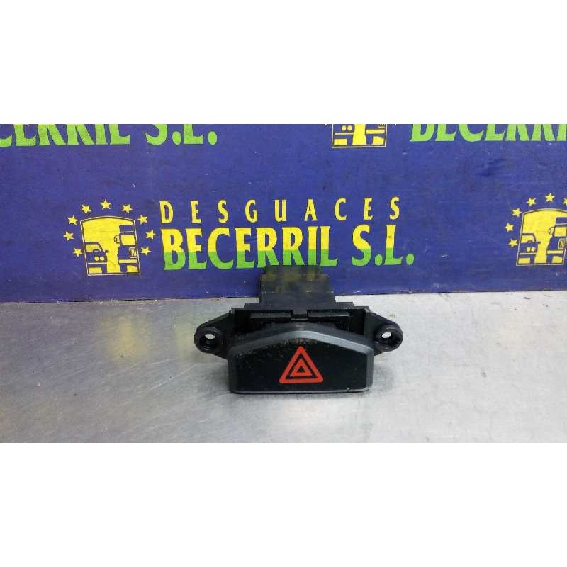 Recambio de warning para kia carens 2.0 crdi ex monovolumen referencia OEM IAM 864W0140 Recambio de warning para kia carens 2.0 crdi ex monovolumen referencia OEM IAM 864W0140