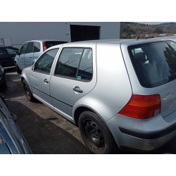 volkswagen golf iv berlina (1j1) del año 2001