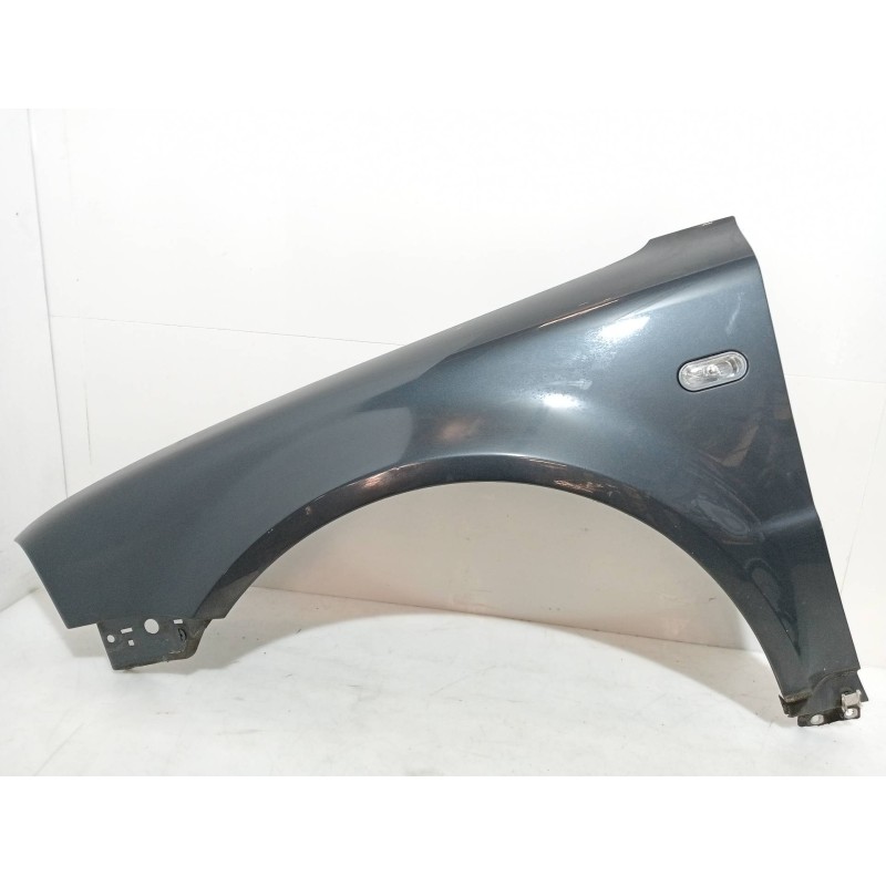 Recambio de aleta delantera izquierda para volkswagen passat berlina (3b3) advance referencia OEM IAM Recambio de aleta delantera izquierda para volkswagen passat berlina (3b3) advance referencia OEM IAM