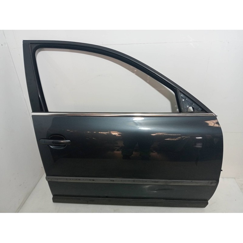 Recambio de puerta delantera derecha para volkswagen passat berlina (3b3) advance referencia OEM IAM Recambio de puerta delantera derecha para volkswagen passat berlina (3b3) advance referencia OEM IAM