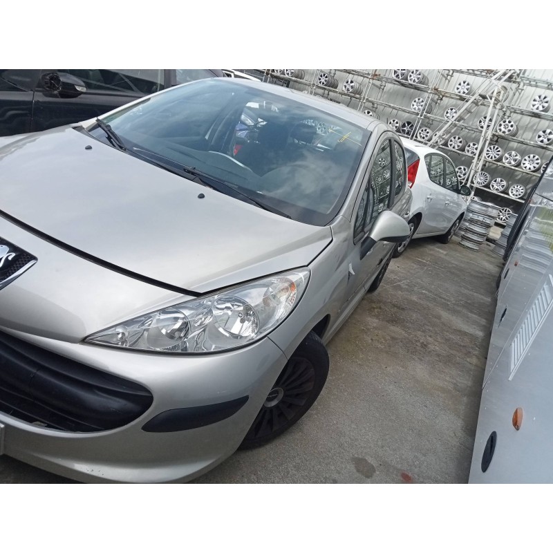 peugeot 207 del año 2006