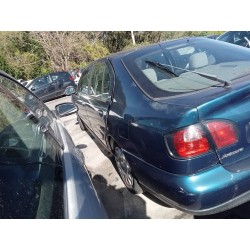 nissan primera berlina (p11) del año 2000