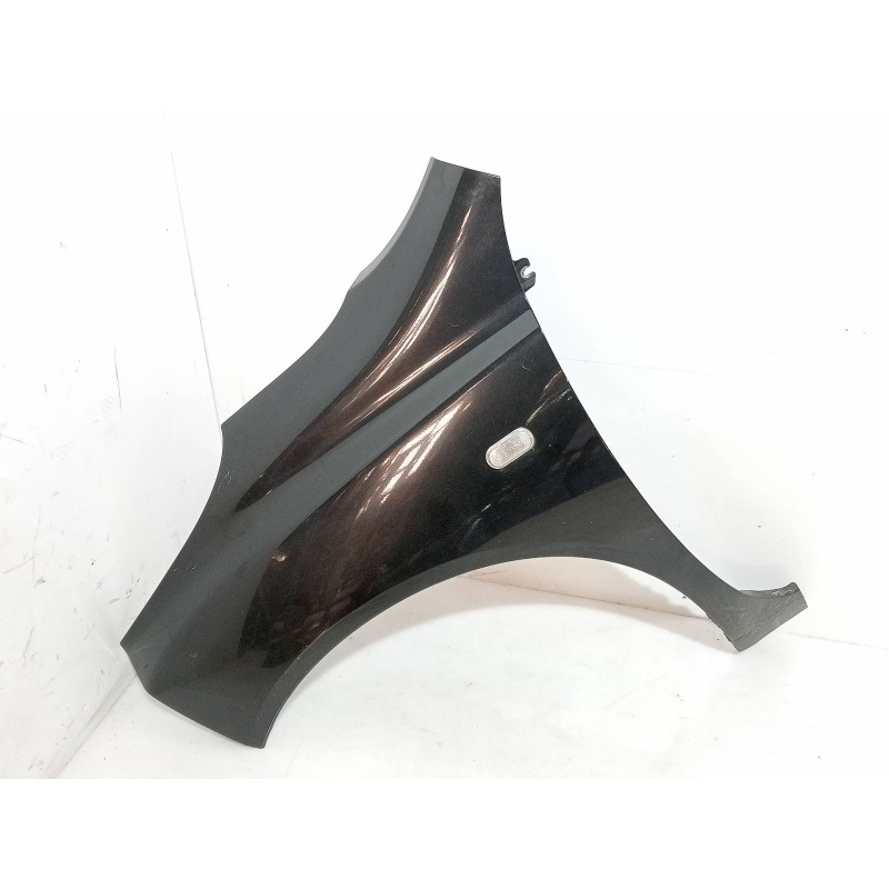 Recambio de aleta delantera izquierda para nissan micra (k12e) acenta referencia OEM IAM Recambio de aleta delantera izquierda para nissan micra (k12e) acenta referencia OEM IAM