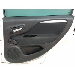 Recambio de puerta trasera derecha para fiat punto (199) young referencia OEM IAM   