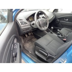 renault megane iii berlina 5 p del año 2014