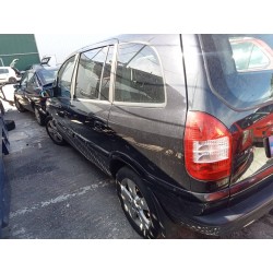 opel zafira a del año 2005
