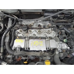 toyota avensis berlina (t25) del año 2005