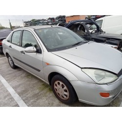 ford focus berlina (cak) del año 1999