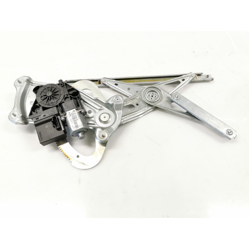 Recambio de elevalunas trasero derecho para renault scenic iii dynamique referencia OEM IAM 966415102222 827300005R 910836104 Recambio de elevalunas trasero derecho para renault scenic iii dynamique referencia OEM IAM 966415102222 827300005R 910836104