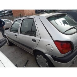 ford fiesta (cbk) del año 2002