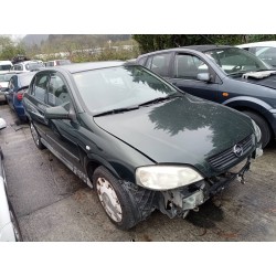 opel astra g berlina del año 2001