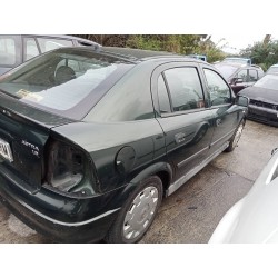 opel astra g berlina del año 2001