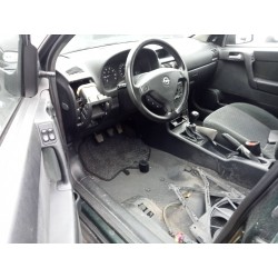 opel astra g berlina del año 2001