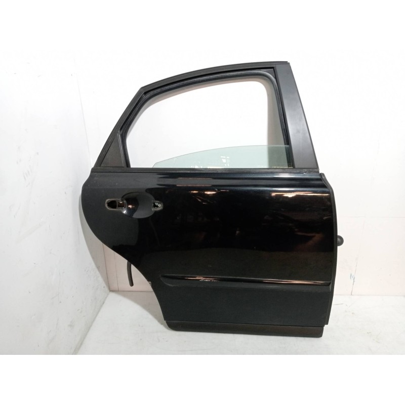 Recambio de puerta trasera derecha para volvo s40 berlina 1.6 diesel cat referencia OEM IAM Recambio de puerta trasera derecha para volvo s40 berlina 1.6 diesel cat referencia OEM IAM