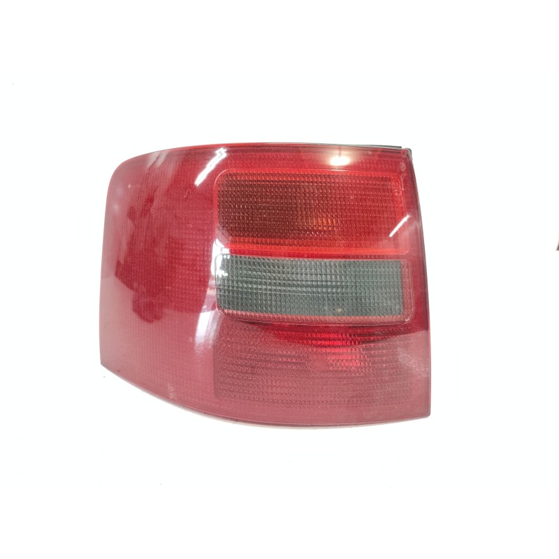 Recambio de piloto trasero izquierdo para audi a6 avant (4b5) 2.5 tdi referencia OEM IAM Recambio de piloto trasero izquierdo para audi a6 avant (4b5) 2.5 tdi referencia OEM IAM
