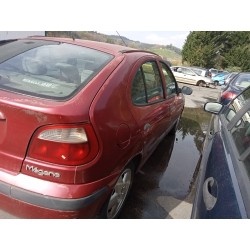 renault megane i fase 2 berlina (ba0) del año 2000