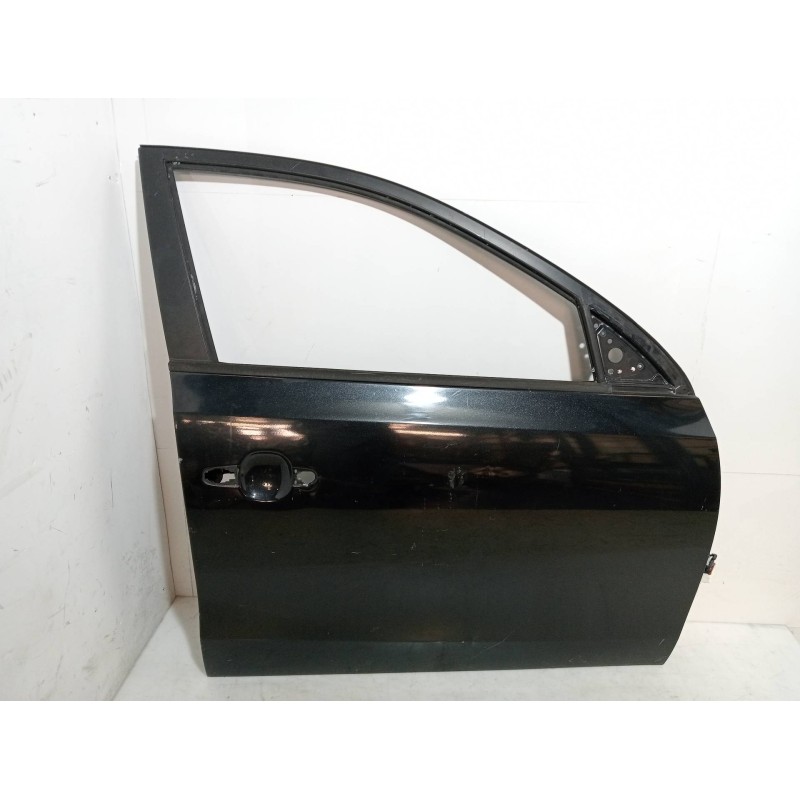 Recambio de puerta delantera derecha para hyundai i30 comfort referencia OEM IAM Recambio de puerta delantera derecha para hyundai i30 comfort referencia OEM IAM