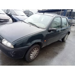 ford fiesta berlina del año 1997