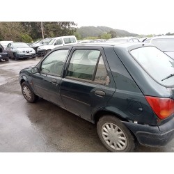 ford fiesta berlina del año 1997