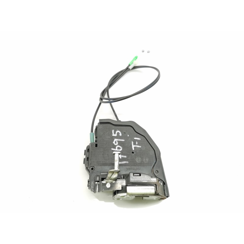 Recambio de cerradura puerta trasera izquierda para toyota verso active referencia OEM IAM Recambio de cerradura puerta trasera izquierda para toyota verso active referencia OEM IAM