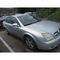 opel vectra c berlina del año 2002