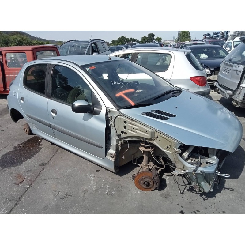 peugeot 206 berlina del año 2002