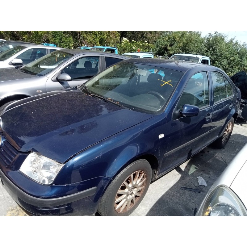 volkswagen bora berlina (1j2) del año 2003