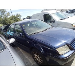 volkswagen bora berlina (1j2) del año 2003