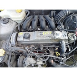 ford fiesta berlina (dx) del año 2000