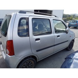 opel agila del año 2002