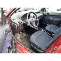 peugeot 206 berlina del año 2001