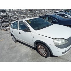 opel corsa c del año 2002