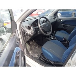 ford fiesta (cbk) del año 2003