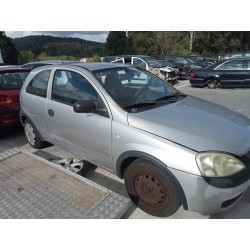 opel corsa c del año 2002