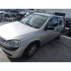 opel corsa c del año 2002